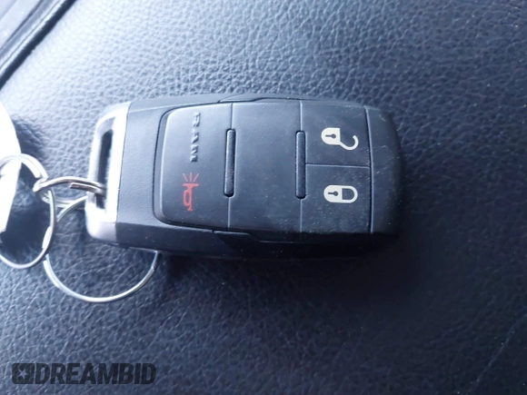2022 Ram 2500 Tradesman z VIN 3C6UR5HJ7NG387674, wystawiony jako IAAI lot #42189557 z przebiegiem 125 045 mil mil oraz . Historia ofert i sprzedaży dostępna na DreamBid. Obrazek 11.