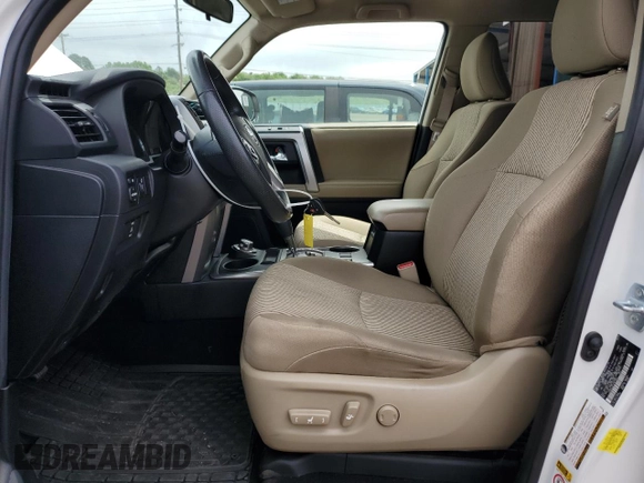 2018 Toyota 4Runner SR5 z VIN JTEBU5JR5J5497862, wystawiony jako Copart lot #59204945 z przebiegiem 50 602 mil mil oraz Szkoda całkowita • Salvage title. Historia ofert i sprzedaży dostępna na DreamBid. Obrazek 7.