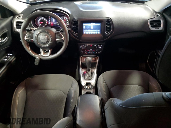 2019 Jeep Compass Sport z VIN 3C4NJCAB2KT636784, wystawiony jako Copart lot #63831145 z przebiegiem 48 699 mil mil oraz Szkoda całkowita • Salvage title. Historia ofert i sprzedaży dostępna na DreamBid. Obrazek 8.