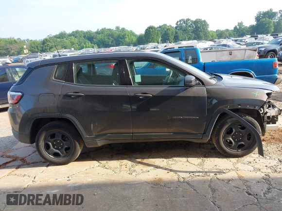 2018 Jeep Compass Sport с VIN 3C4NJCAB0JT233112, выставлен на аукционе IAAI как лот 42580222 с пробегом 96 280 миль миль и . История ставок и продаж доступна на DreamBid. Изображение 14.