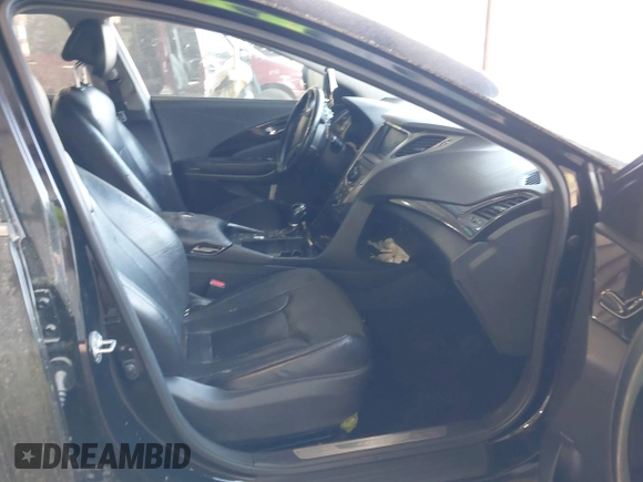 2012 Hyundai Azera with VIN KMHFG4JG5CA138605, listed as a IAAI auction lot 42690936 with 148,801 mi miles and . Bid and sale history available at DreamBid. Image 5.