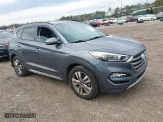 2017 Hyundai Tucson Value with VIN KM8J33A21HU359113, listed as a IAAI auction lot 41897638 with 80,010 mi miles. Bid and sale history available at carsss.com. Image 1.