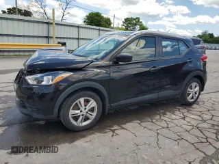2018 Nissan Kicks SV z VIN 3N1CP5CU8JL506767, wystawiony jako Copart lot #55772935 z przebiegiem 49 231 mil mil oraz Szkoda całkowita • Salvage title. Historia ofert i sprzedaży dostępna na DreamBid. Obrazek 1.