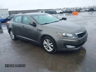 2013 Kia Optima EX z VIN 5XXGN4A78DG225905, wystawiony jako IAAI lot #41775015 z przebiegiem 193 542 mil mil oraz . Historia ofert i sprzedaży dostępna na DreamBid. Obrazek 1.