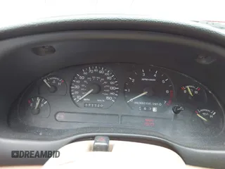 1994 Ford Mustang z VIN 1FALP45T5RF110660, wystawiony jako IAAI lot #41344796 z przebiegiem 171 120 mil mil oraz . Historia ofert i sprzedaży dostępna na DreamBid. Obrazek 7.