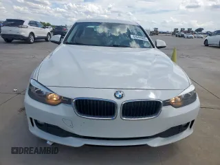2014 BMW 3 Series 328d z VIN WBA3D3C57EF099105, wystawiony jako Copart lot #63044005 z przebiegiem 138 543 mil mil oraz Czysty tytuł • Clean title. Historia ofert i sprzedaży dostępna na DreamBid. Obrazek 5.