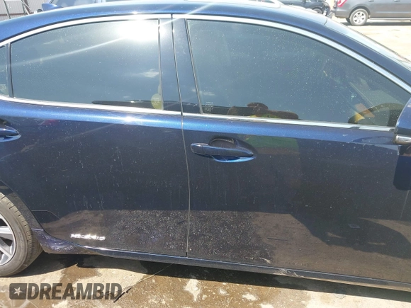 2016 Lexus ES 300h with VIN JTHBW1GG3G2111462, listed as a IAAI auction lot 42043572 with 92,363 mi miles and . Bid and sale history available at DreamBid. Image 13.