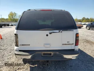 2005 Chevrolet Tahoe LS with VIN 1GNEC13T85J110005, listed as a Copart auction lot 74906884 with 433,460 mi miles and Salvage Title. Bid and sale history available at carsss.com. Image 6.