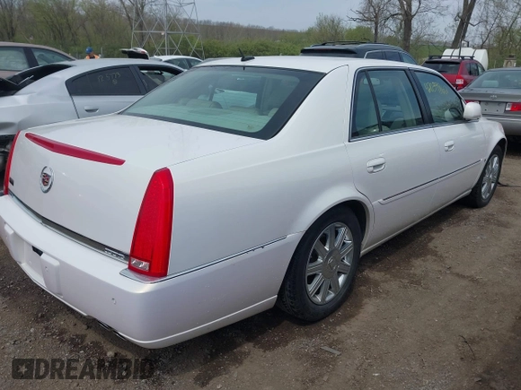 2006 Cadillac DTS w/1SC with VIN 1G6KD57YX6U159151, listed as a IAAI auction lot 42039862 with 45,729 mi miles. Bid and sale history available at carsss.com. Image 4.