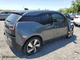 2017 BMW i3 with VIN WBY1Z8C5XHV551520, listed as a Copart auction lot 53878525 with 122,649 mi miles and Salvage Title. Bid and sale history available at carsss.com. Image 3.