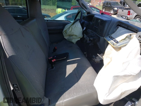2004 Ford F-350 XL with VIN 1FTSW31P14EB24758, listed as a IAAI auction lot 42139431 with Not provided miles and . Bid and sale history available at DreamBid. Image 5.