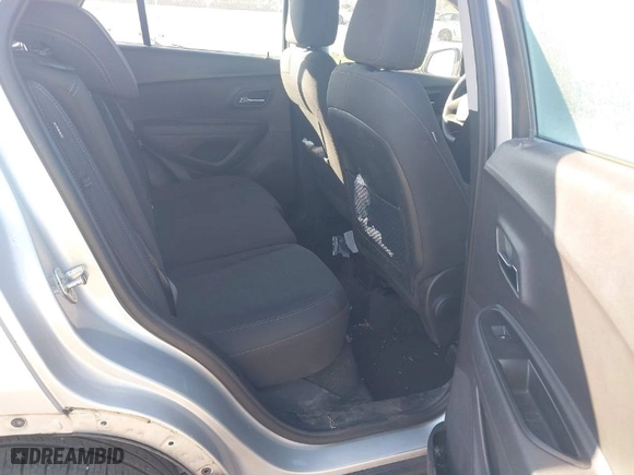 2020 Chevrolet Trax LS with VIN 3GNCJKSB4LL286096, listed as a IAAI auction lot 41466001 with 64,777 mi miles. Bid and sale history available at carsss.com. Image 8.