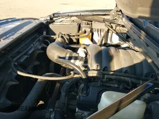 2014 GMC Sierra 1500 SLE with VIN 3GTU2UEC5EG389159, listed as a IAAI auction lot 43355380 with 163,162 mi miles and . Bid and sale history available at DreamBid. Image 24.