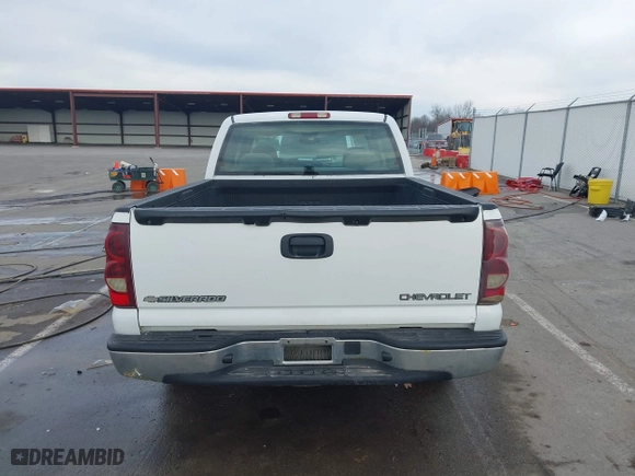 2003 Chevrolet Silverado 1500 Work Truck with VIN 2GCEC19XX31120402, listed as a IAAI auction lot 41638819 with 186,034 mi miles. Bid and sale history available at carsss.com. Image 16.