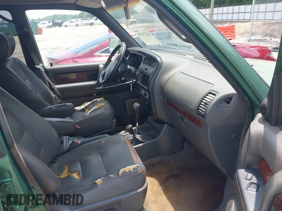 1998 Isuzu Trooper S z VIN JACDJ58X0W7908301, wystawiony jako IAAI lot #42274490 z przebiegiem 267 053 mil mil oraz . Historia ofert i sprzedaży dostępna na DreamBid. Obrazek 5.
