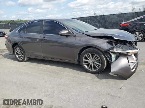 2015 Toyota Camry XLE with VIN 4T1BF1FK3FU097519, listed as a Copart auction lot 52856185 with 195,210 mi miles and Clean Title. Bid and sale history available at carsss.com. Image 4.