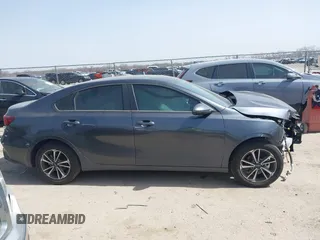 2024 Kia Forte LXS with VIN 3KPF24AD8RE800644, listed as a IAAI auction lot 41750529 with 12,339 mi miles and . Bid and sale history available at DreamBid. Image 13.