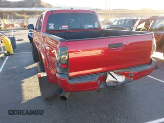 2014 Toyota Tacoma PreRunner with VIN 5TFJU4GN4EX060590, listed as a IAAI auction lot 41258506 with 137,939 mi miles. Bid and sale history available at carsss.com. Image 3.