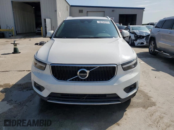 2019 Volvo XC40 Momentum z VIN YV4AC2HK3K2068990, wystawiony jako Copart lot #56154375 z przebiegiem Nie podano mil oraz Nie do naprawy • Non repairable. Historia ofert i sprzedaży dostępna na DreamBid. Obrazek 5.