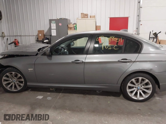 2011 BMW 3 Series 328i xDrive with VIN WBAPK7C51BA819571, listed as a IAAI auction lot 42049051 with 84,742 mi miles and . Bid and sale history available at DreamBid. Image 14.