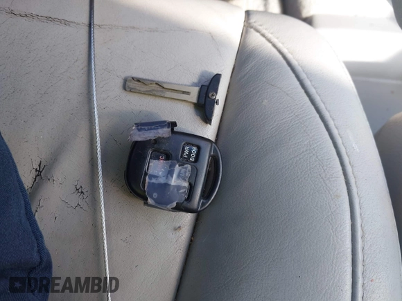 2006 Lexus RX 330 with VIN 2T2HA31U56C101824, listed as a IAAI auction lot 42752108 with 248,378 mi miles and . Bid and sale history available at DreamBid. Image 11.