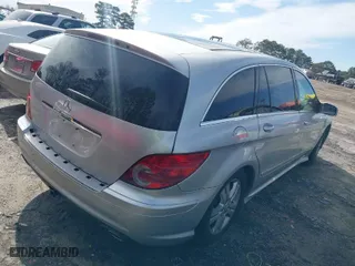 2009 Mercedes-Benz R-Class 3.5L with VIN 4JGCB65E19A094827, listed as a IAAI auction lot 41574060 with 155,257 mi miles. Bid and sale history available at carsss.com. Image 4.