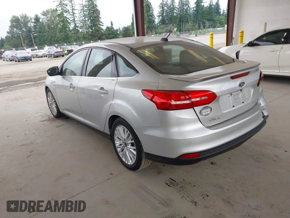 2017 Ford Focus Titanium с VIN 1FADP3J29HL329410, выставлен на аукционе IAAI как лот 42493519 с пробегом 22 639 миль миль и . История ставок и продаж доступна на DreamBid. Изображение 3.