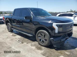 2023 Ford F-150 Lightning Pro z VIN 1FTVW1EL8PWG07655, wystawiony jako Copart lot #53280875 z przebiegiem 24 362 mil mil oraz Szkody całkowita. Historia ofert i sprzedaży dostępna na DreamBid. Obrazek 4.