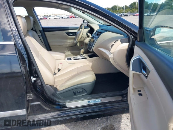 2016 Nissan Altima SV with VIN 1N4AL3AP5GC269179, listed as a IAAI auction lot 41304747 with 117,459 mi miles and . Bid and sale history available at DreamBid. Image 5.
