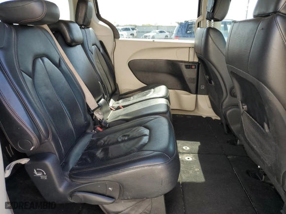 2018 Chrysler Pacifica Touring L with VIN 2C4RC1BG4JR246507, listed as a Copart auction lot 52871195 with 143,232 mi miles and Clean Title. Bid and sale history available at carsss.com. Image 11.
