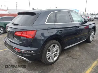 2019 Audi Q5 Premium Plus z VIN WA1BNAFY5K2049080, wystawiony jako IAAI lot #42057631 z przebiegiem 94 767 mil mil oraz . Historia ofert i sprzedaży dostępna na DreamBid. Obrazek 4.