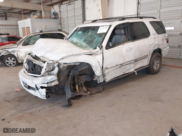 2001 Toyota Sequoia Limited with VIN 5TDBT48A91S010321, listed as a IAAI auction lot 41447396 with 1 mi miles. Bid and sale history available at carsss.com. Image 17.