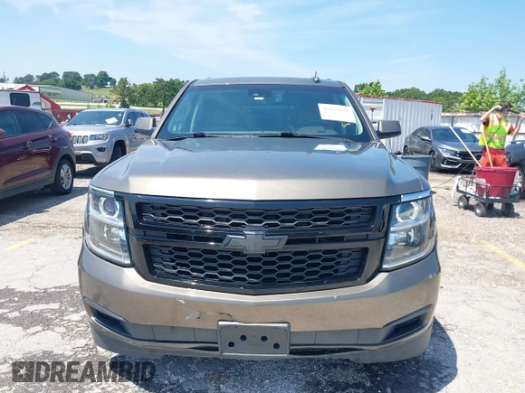 2016 Chevrolet Tahoe LT z VIN 1GNSCBKC8GR210829, wystawiony jako IAAI lot #42459936 z przebiegiem 160 518 mil mil oraz . Historia ofert i sprzedaży dostępna na DreamBid. Obrazek 13.