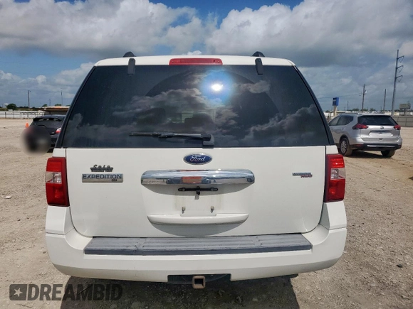2008 Ford Expedition SSV with VIN 1FMFU15578LA20163, listed as a Copart auction lot 61676635 with 188,542 mi miles and Salvage title. Bid and sale history available at DreamBid. Image 6.