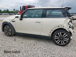 2022 MINI Hardtop Cooper S z VIN WMW53DH09N2R81558, wystawiony jako Copart lot #59386755 z przebiegiem 38 576 mil mil oraz Szkoda całkowita • Salvage title. Historia ofert i sprzedaży dostępna na DreamBid. Obrazek 2.