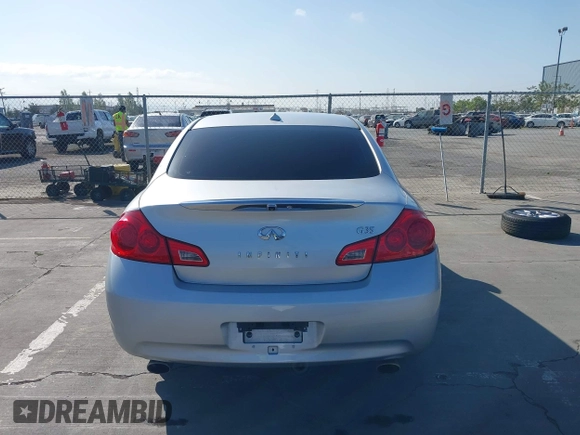 2008 Infiniti G35 Journey with VIN JNKBV61E28M212313, listed as a IAAI auction lot 42131325 with 143,123 mi miles. Bid and sale history available at carsss.com. Image 16.