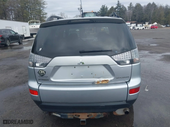 2007 Mitsubishi Outlander LS with VIN JA4MT31X97Z004392, listed as a IAAI auction lot 41727465 with 202,503 mi miles. Bid and sale history available at carsss.com. Image 13.