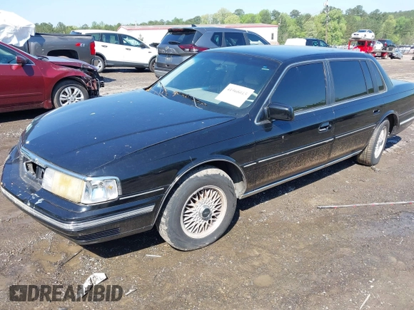 1992 Lincoln Continental with VIN 1LNLM9749NY670102, listed as a IAAI auction lot 41968015 with Not Provided miles and . Bid and sale history available at DreamBid. Image 2.
