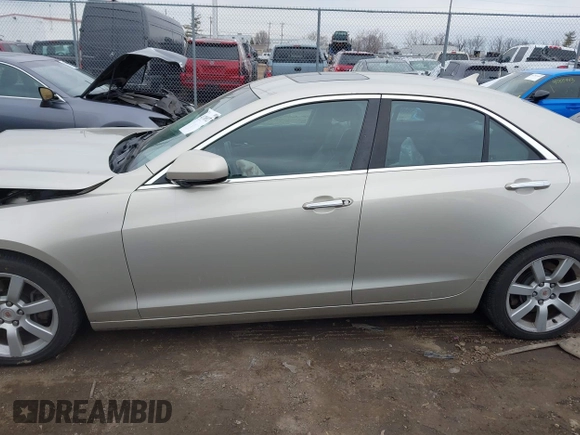 2013 Cadillac ATS z VIN 1G6AA5RA5D0131069, wystawiony jako IAAI lot #41708927 z przebiegiem 166 624 mil mil oraz . Historia ofert i sprzedaży dostępna na DreamBid. Obrazek 14.