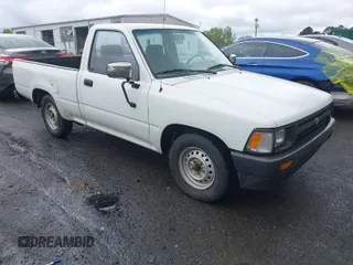 1993 Toyota 2WD Pickups with VIN 4TARN81A2PZ084600, listed as a IAAI auction lot 41989001 with 295,665 mi miles. Bid and sale history available at carsss.com. Image 1.