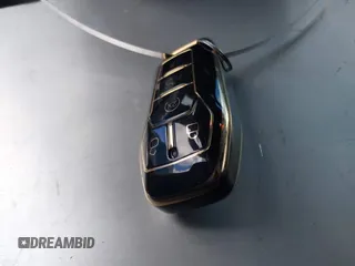 2015 Ford Mustang V6 с VIN 1FA6P8AM1F5338840, выставлен на аукционе IAAI как лот 42255886 с пробегом 82 087 миль миль и . История ставок и продаж доступна на DreamBid. Изображение 11.
