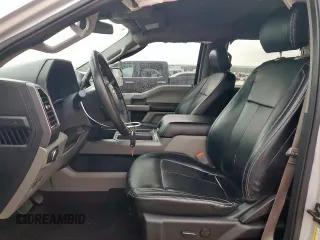 2019 Ford F-150 XL z VIN 1FTEW1CPXKKD88932, wystawiony jako Copart lot #54107895 z przebiegiem 58 944 mil mil oraz Czysty tytuł • Clean title. Historia ofert i sprzedaży dostępna na DreamBid. Obrazek 7.