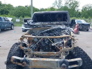 2021 Jeep Gladiator 80th Anniversary с VIN 1C6HJTAG4ML549497, выставлен на аукционе IAAI как лот 42128741 с пробегом Не указан миль и . История ставок и продаж доступна на DreamBid. Изображение 10.