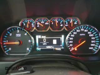 2020 GMC Yukon SLT with VIN 1GKS1BKC3LR259725, listed as a Copart auction lot 43036055 with 125,347 mi miles and Salvage Title. Bid and sale history available at DreamBid. Image 9.