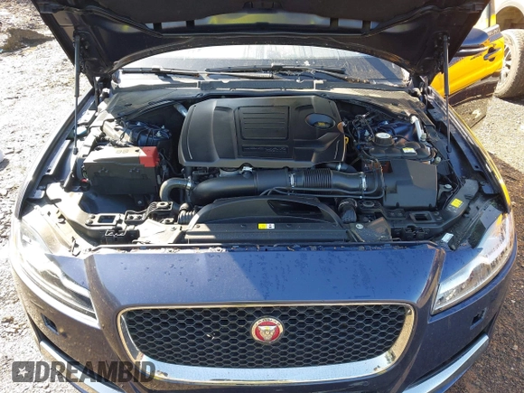 2018 Jaguar XF 25t Premium with VIN SAJBD4FX7JCY57670, listed as a IAAI auction lot 41978474 with 44,136 mi miles and . Bid and sale history available at DreamBid. Image 10.