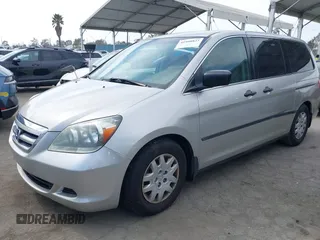 2005 Honda Odyssey LX with VIN 5FNRL38245B096035, listed as a IAAI auction lot 41998823 with 209,177 mi miles. Bid and sale history available at carsss.com. Image 17.
