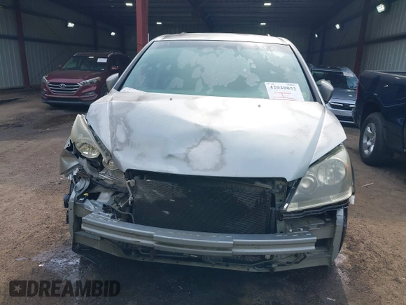 2006 Honda Odyssey EX with VIN 5FNRL38406B066176, listed as a IAAI auction lot 42028052 with 136,305 mi miles and . Bid and sale history available at DreamBid. Image 6.