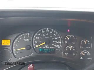 2000 Chevrolet Silverado 1500 with VIN 1GCEK14W2YE201658, listed as a IAAI auction lot 41712498 with 153,333 mi miles. Bid and sale history available at carsss.com. Image 7.