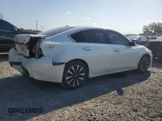 2018 Nissan Altima SV with VIN 1N4AL3AP0JC111453, listed as a Copart auction lot 54660045 with 121,580 mi miles and Salvage Title. Bid and sale history available at DreamBid. Image 3.