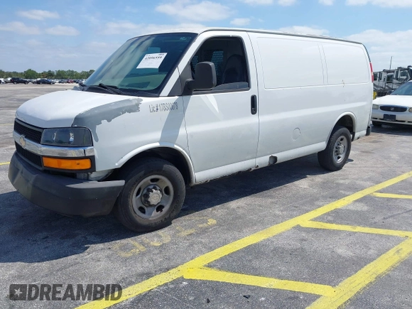 2007 Chevrolet Express Cargo Van with VIN 1GCGG25V171126172, listed as a IAAI auction lot 42096559 with 284,797 mi miles. Bid and sale history available at carsss.com. Image 2.